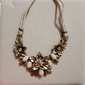 Gardenia Convertible Statement Necklace